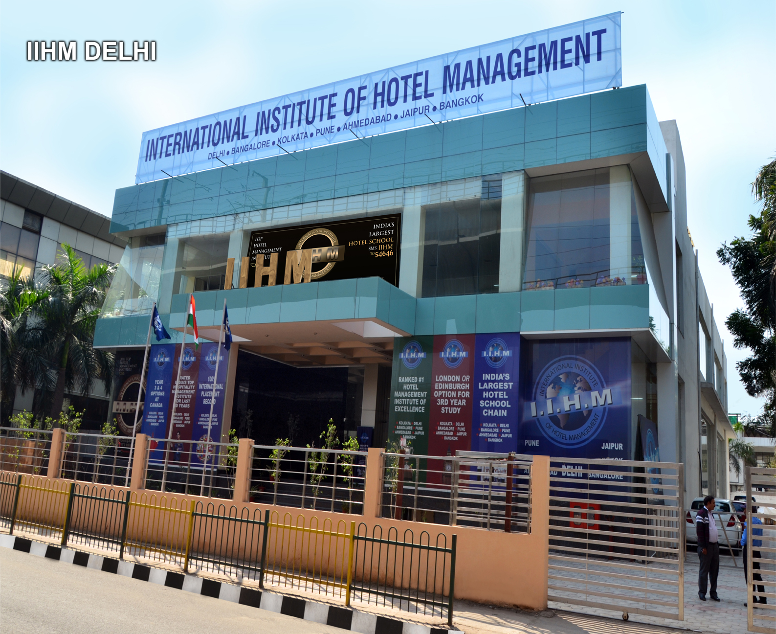 hotel-management-institute-in-delhi-hotel-management-course-in-delhi